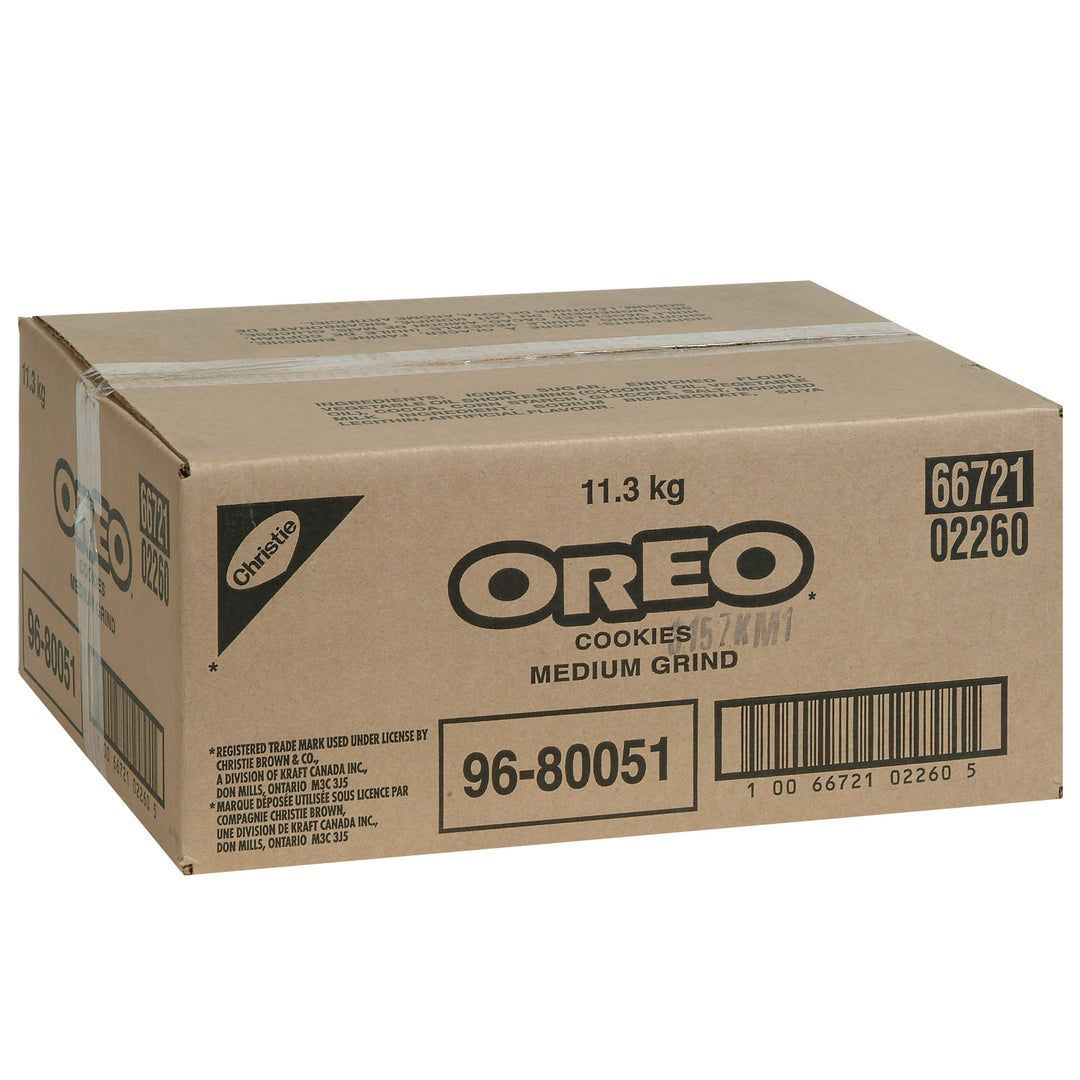 Broyé de biscuits Oreo, mouture moyenne - 1 x 11 kg - Christie - Ingrédients pour restaurants et services de restauration - Distribution canadienne