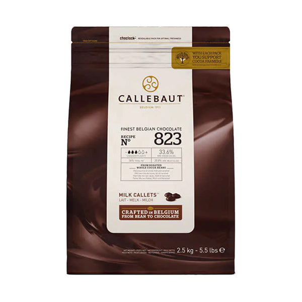 CALLEBAUT - Callets de chocolat au lait - Couvertures - 823 - Sac de 2,5 kg - Carton de 8 x 2,5 kg - Distribution Barry Callebaut Canada
