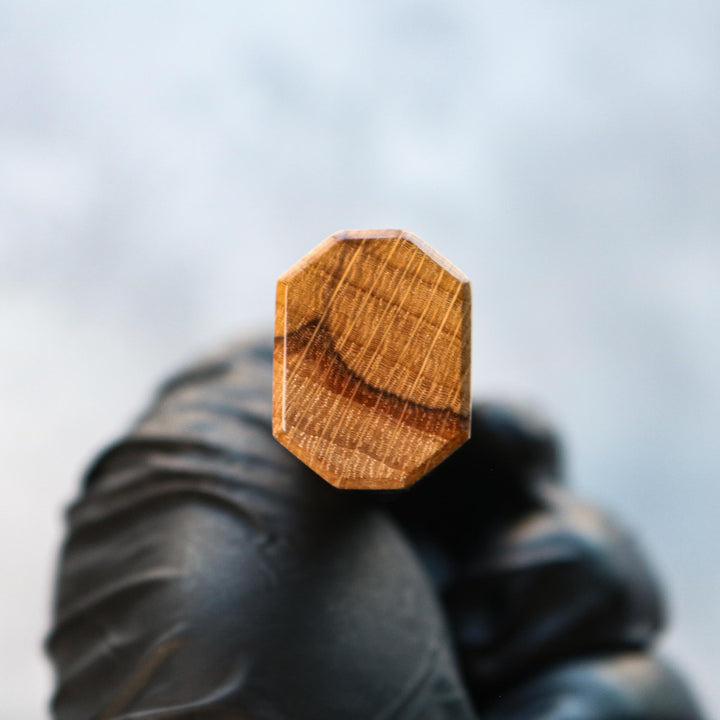 Kenshiro Hatono STRIX Damas Gyuto 210 mm Chêne