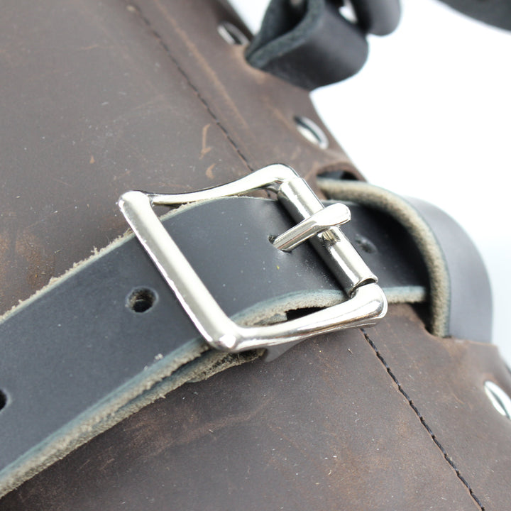 Enrouleur de couteaux en cuir