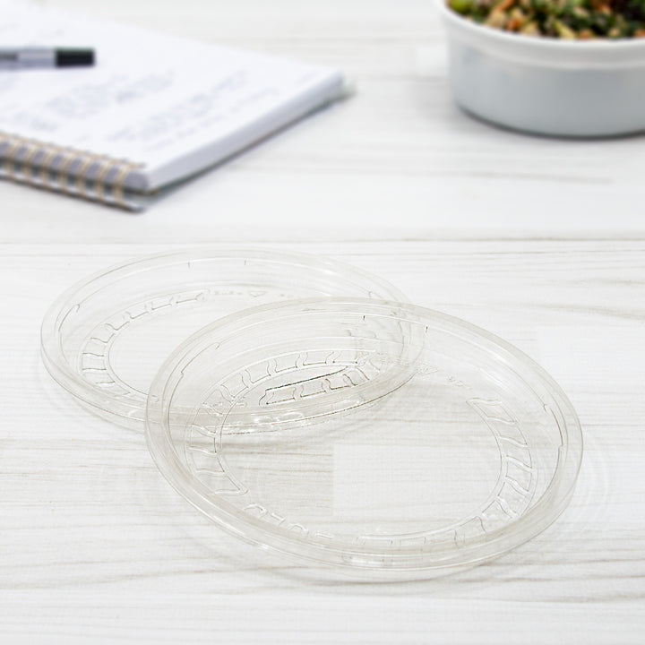 Bacs alimentaires en plastique transparent avec couvercle - 10 x 50 unités - Solo Cup - Emballage et accessoires - Fournitures et équipement pour restaurants - Distribution canadienne