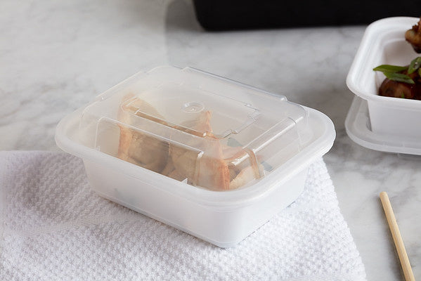 Contenant rectangulaire en plastique blanc avec couvercle - 150 x 12 oz - Versatainer - Emballage et accessoires - Fournitures et équipement pour restaurants - Distribution canadienne