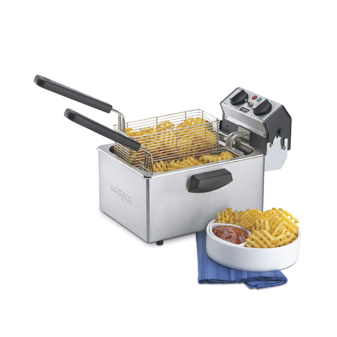 Friteuse compacte simple WDF75B par Waring Commercial
