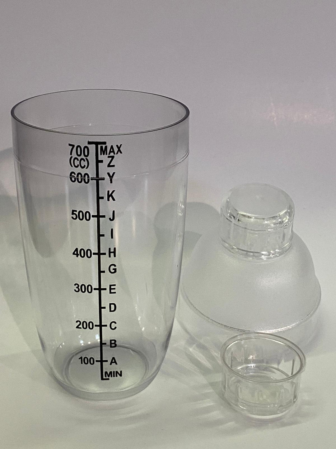 Our Shaker Cups are made with special PP plastic material to resist heat and cold. It is the most commonly used shaker cup in Taiwanese Bubble Tea shops.