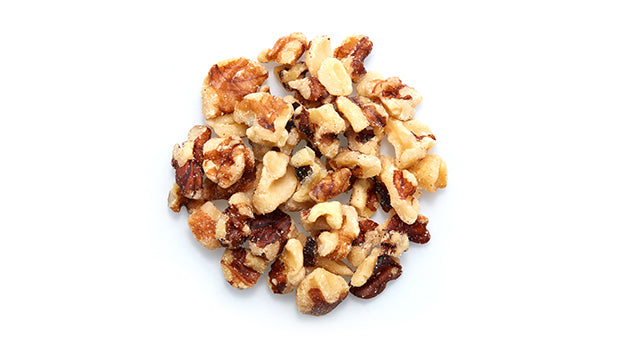 California Walnut Medium Baker Pieces - 30 Lbs Box - Canadian Distribution - Ships Free Within Canada on Orders Above CAD $199
