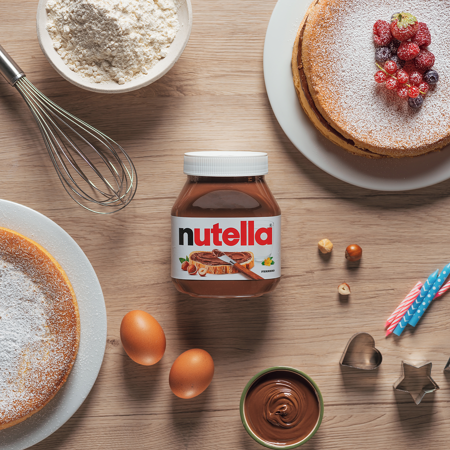 Nutella - Hazelnut Spread with Cocoa for Breakfast - 725 g - Canadian Distribution