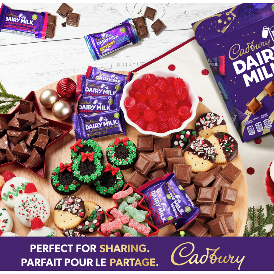 Cadbury - Dairy Milk, Assorted Gift Box, Chocolate, Mini Bars, (16 x 19 g Bars) - 304 g - Canadian Distribution