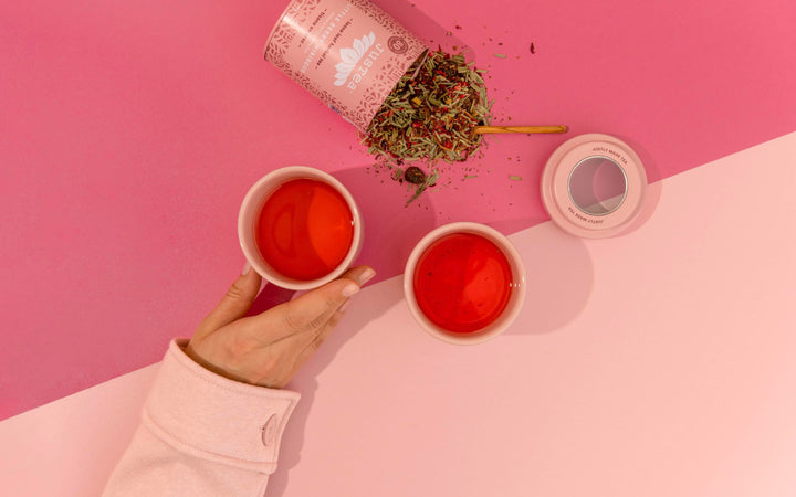 JusTea Little Berry Hibiscus Loose Leaf Herbal Tea | 90g Tin with Carved Spoon | 40+ Cups | Caffeine-Free | Fair Trade & Organic - Canadian Distribution - Ships Free Within Canada on Orders Above CAD $199