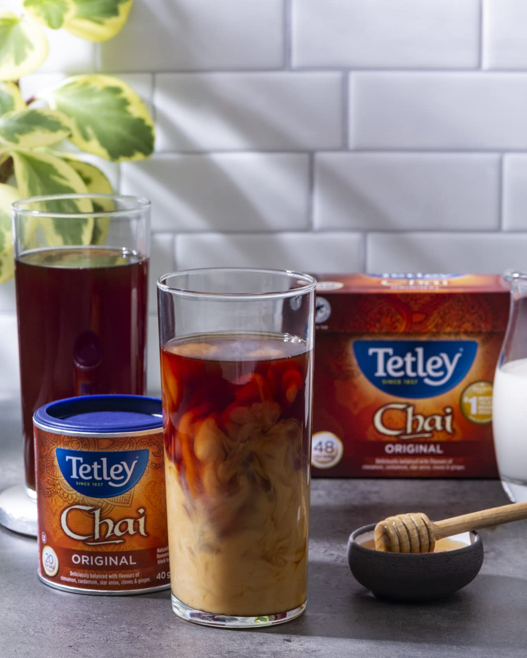 Tetley Chai Black Tea – Kosher Blend with Cinnamon, Cardamom, Ginger & Cloves, 20 Tea Bags per Box – 6-Box Bundle - Canadian Distribution - Ships Free Within Canada on Orders Above CAD $199