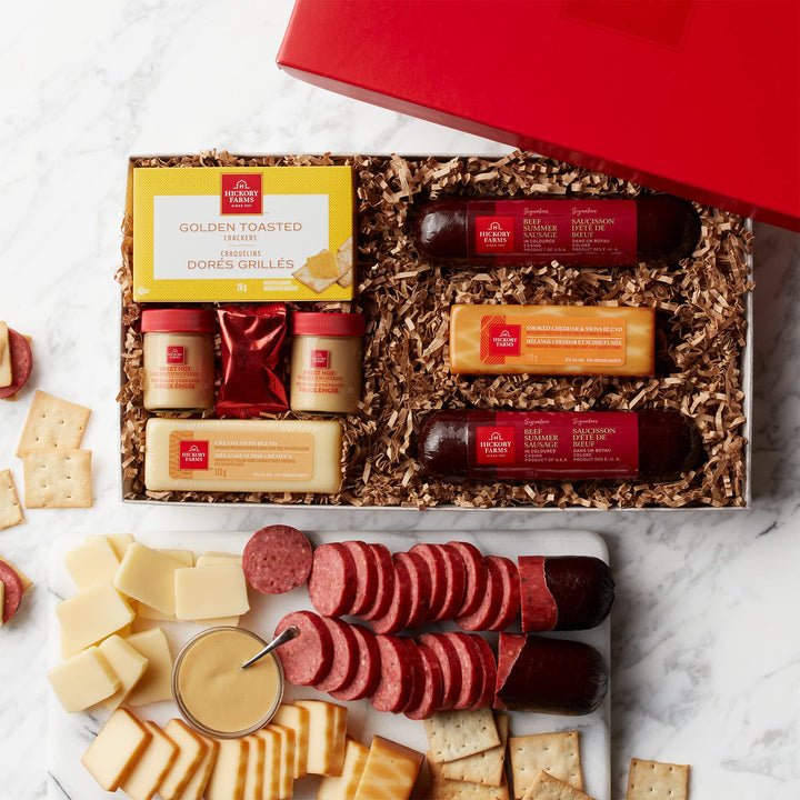 Hickory Farms – Beef Lover’s Selection Gift Box – Meat and Cheese – Medium – Gourmet sampler