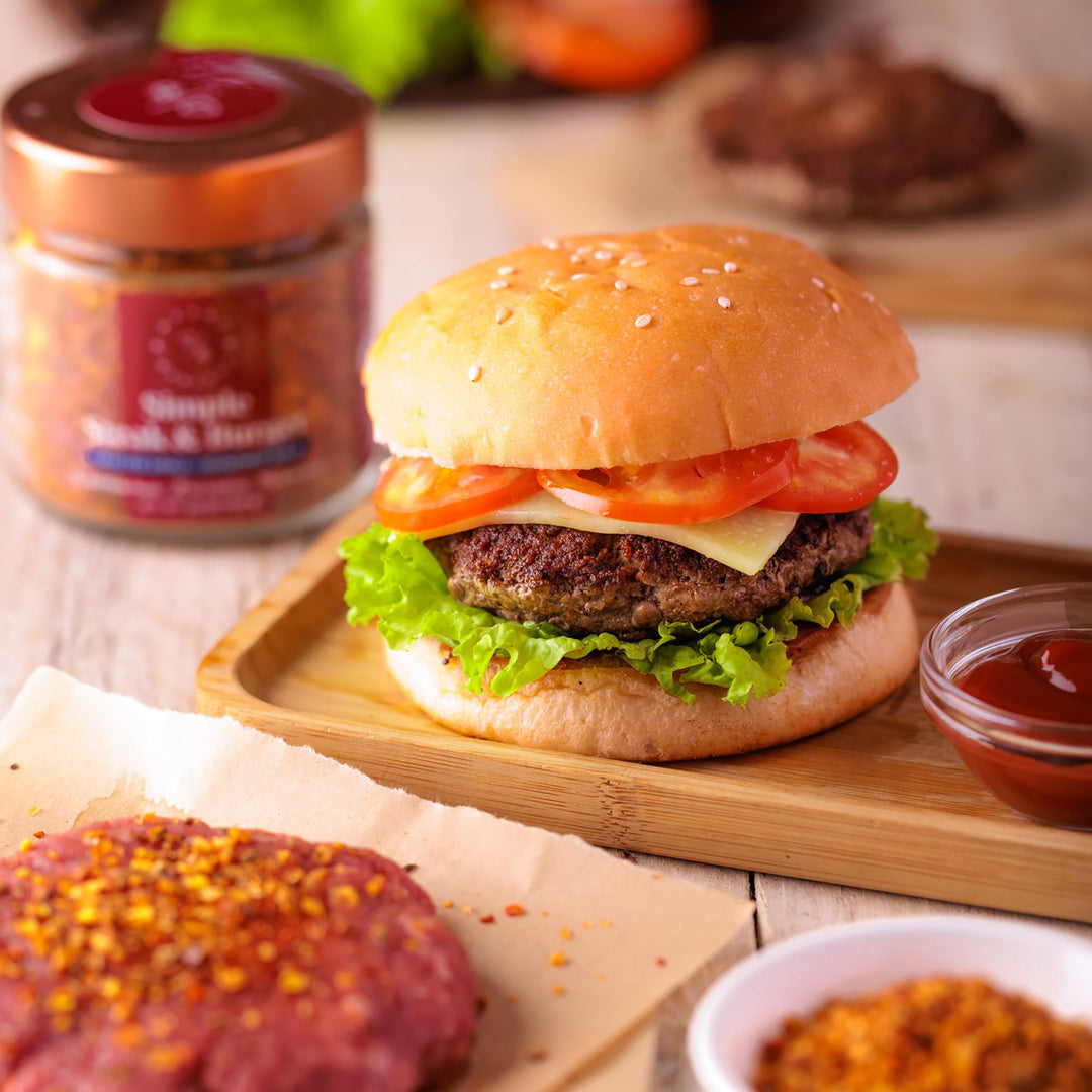 Heart and Harvest Simple Blend Steak and Burger Seasoning - Black Pepper with Garlic and Chili - Non-GMO, No Additives - 2 x 170g - Canadian Distribution - Ships Free Within Canada on Orders Above CAD $199