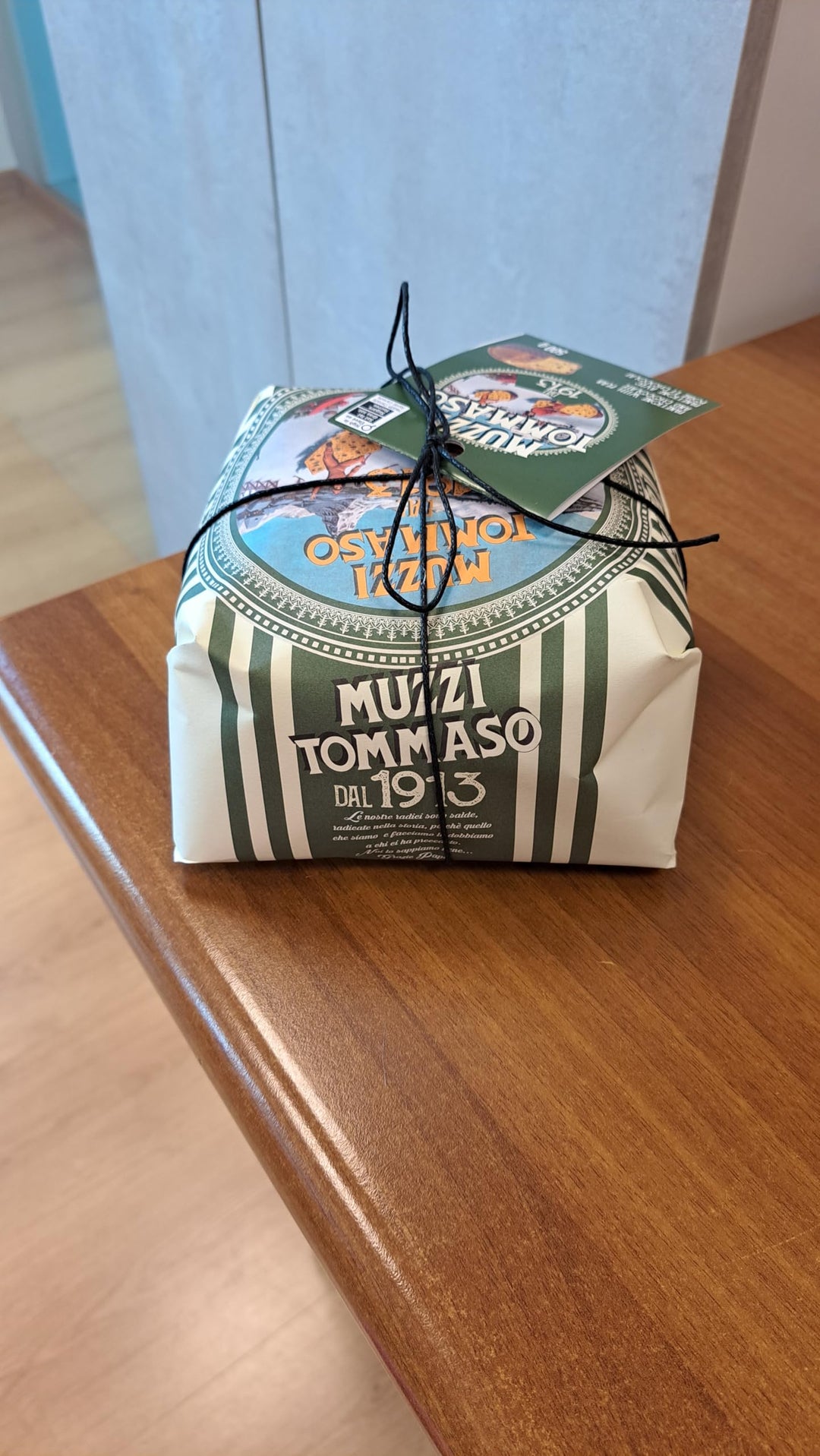 Fabbri – Tommaso Muzzi – Panettone – Pear & Chocolate – 1.1 lb