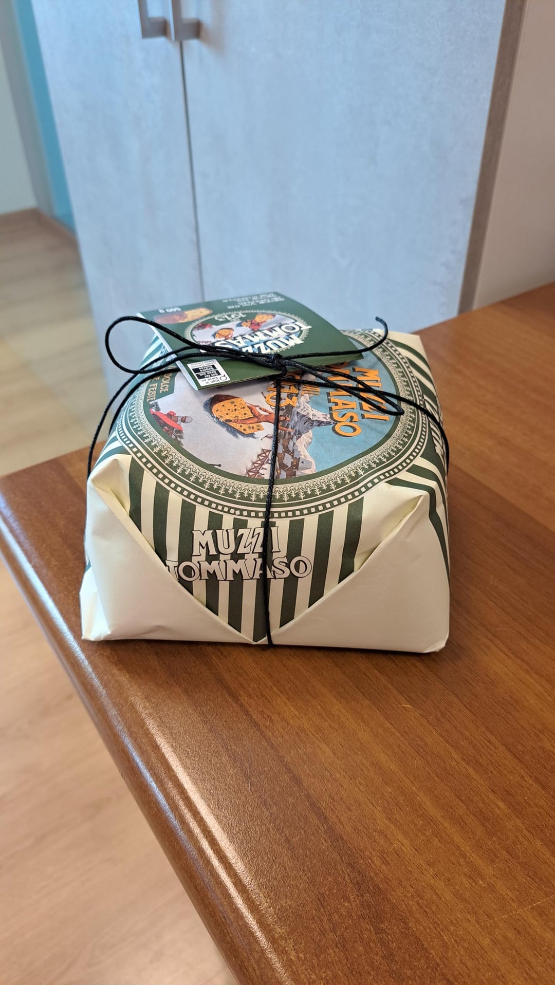 Fabbri – Tommaso Muzzi – Panettone – Pear & Chocolate – 1.1 lb