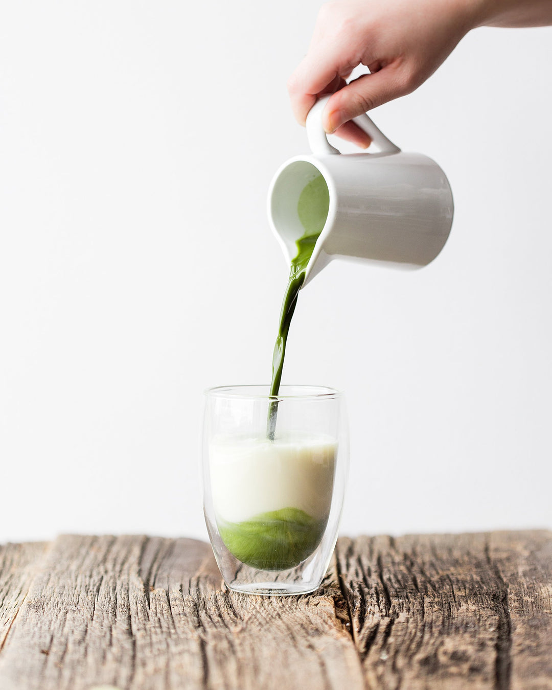 Matcha Ninja 100% Raw Organic Matcha Green Tea Powder 70g . Cold Water Soluble. Ceremonial Grade. Non-Bitter Extra Smooth Blend