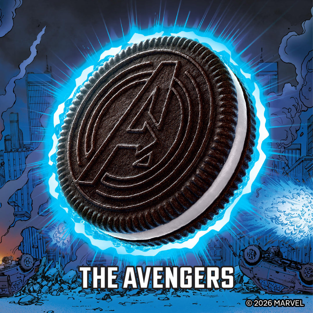 Marvel Oreo Stuf of Legends Colour-Changing Creme Cookies, 2 x 303g Limited Edition - Canadian Distribution - Ships Free Within Canada on Orders Above CAD $199