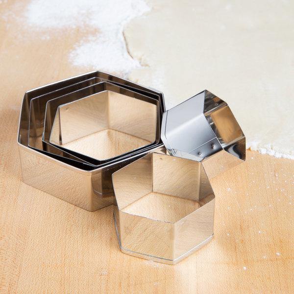 ATECO 5251 Plain Hexagon Cutter Set - Stainless Steel, Set of 6 - Canadian Distribution - Ships Free Within Canada on Orders Above CAD $199