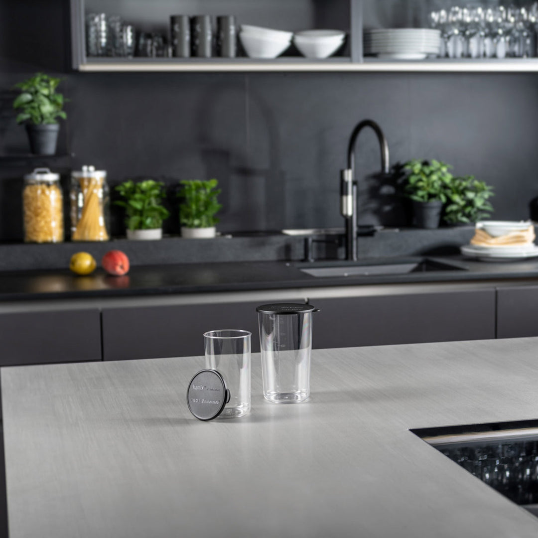 BAMIX 400ml and 600ml Beaker Set (with Lids) - Canadian Distribution - Ships Free Within Canada on Orders Above CAD $199