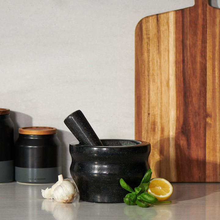 COLE & MASON Worcester Black Granite Mortar & Pestle, 5.5" — Spice & Herb Grinder - Canadian Distribution - Ships Free Within Canada on Orders Above CAD $199