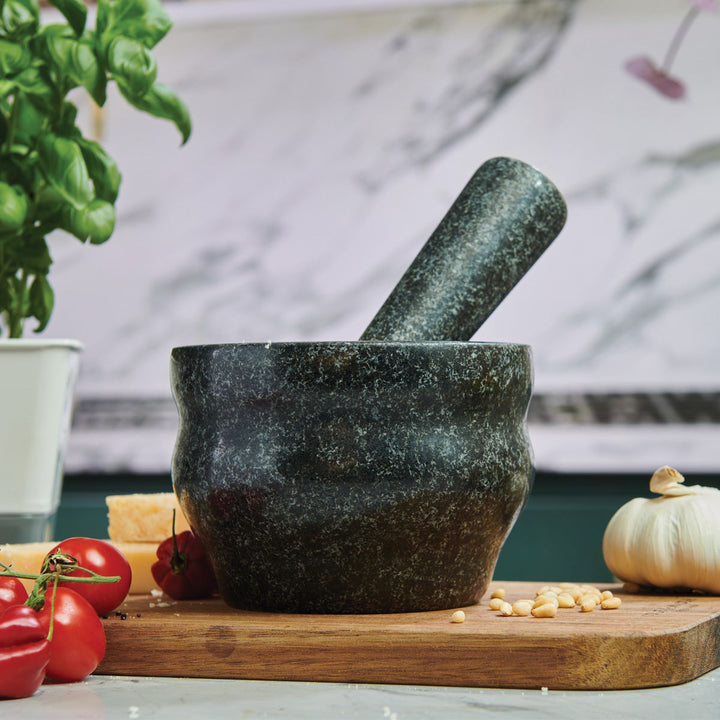 COLE & MASON Worcester Black Granite Mortar & Pestle, 5.5" — Spice & Herb Grinder - Canadian Distribution - Ships Free Within Canada on Orders Above CAD $199