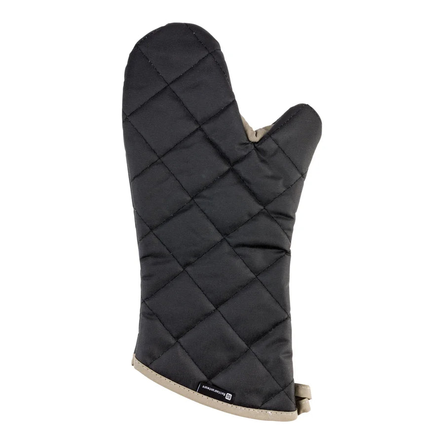 Restaurantware 17 Inch Black Cotton Oven Mitt, With Thumb Guard, Flame-Retardant - Restaurant Equipment and Smallwares - Canadian Distribution