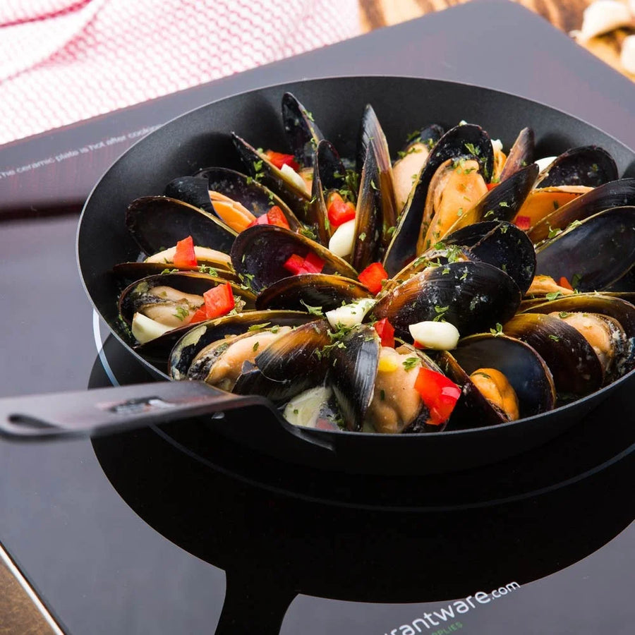 Restaurantware Met Lux 8In Carbon Steel Fry Pan, Non-Stick - Restaurant Equipment and Smallwares - Canadian Distribution