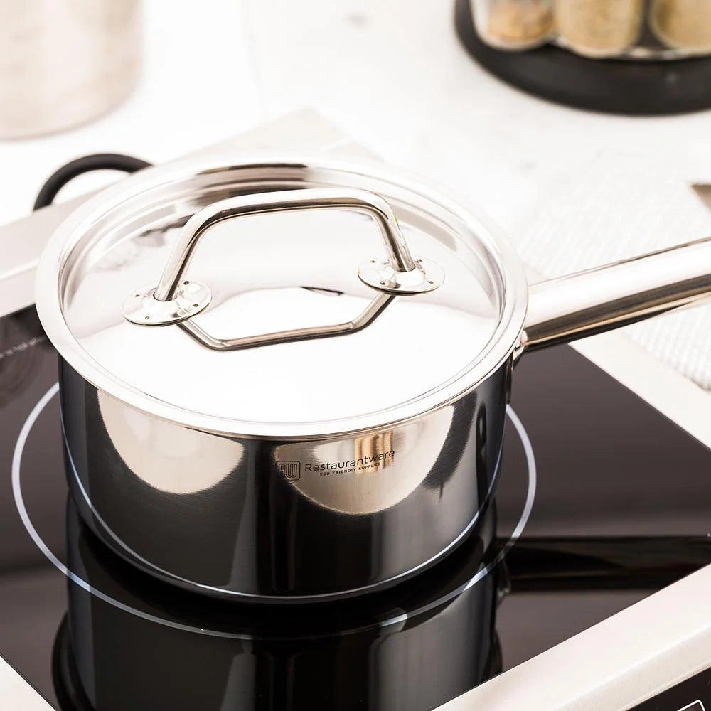 Restaurantware Met Lux Stainless Steel Lid, For 1.5 Quart Sauce Pan - Restaurant Equipment and Smallwares - Canadian Distribution - Ships Free Within Canada on Orders Above CAD $199