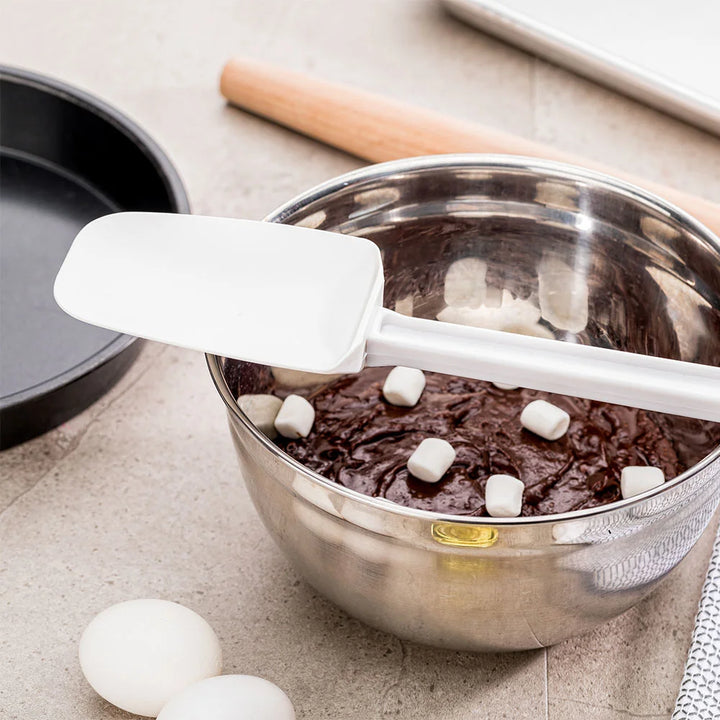 Restaurantware Met Lux White Spoon-Shaped Rubber Spatula, 14X3X0.5In - Restaurant Equipment and Smallwares - Canadian Distribution - Ships Free Within Canada on Orders Above CAD $199