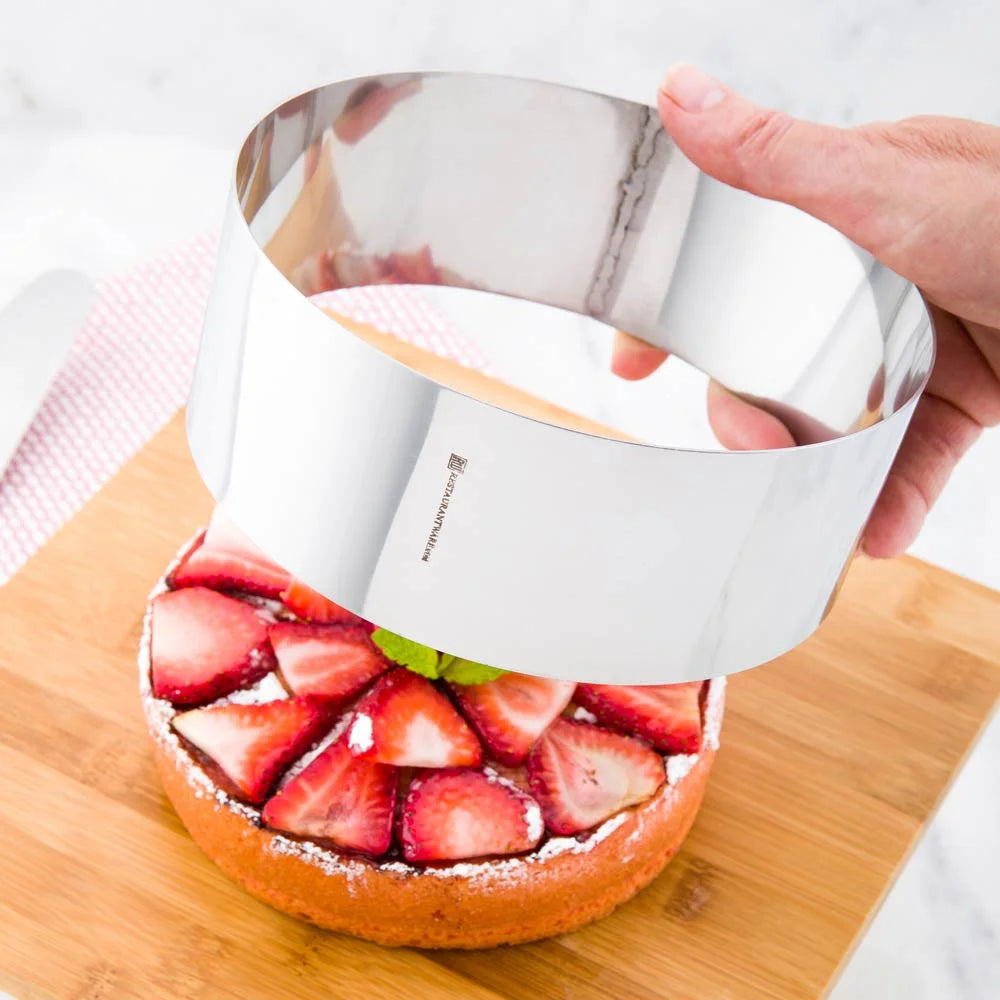 Restaurantware Stainless Steel Round Pastry Ring Mold, 6 X 2.38 Inch - Restaurant Equipment and Smallwares - Canadian Distribution - Ships Free Within Canada on Orders Above CAD $199