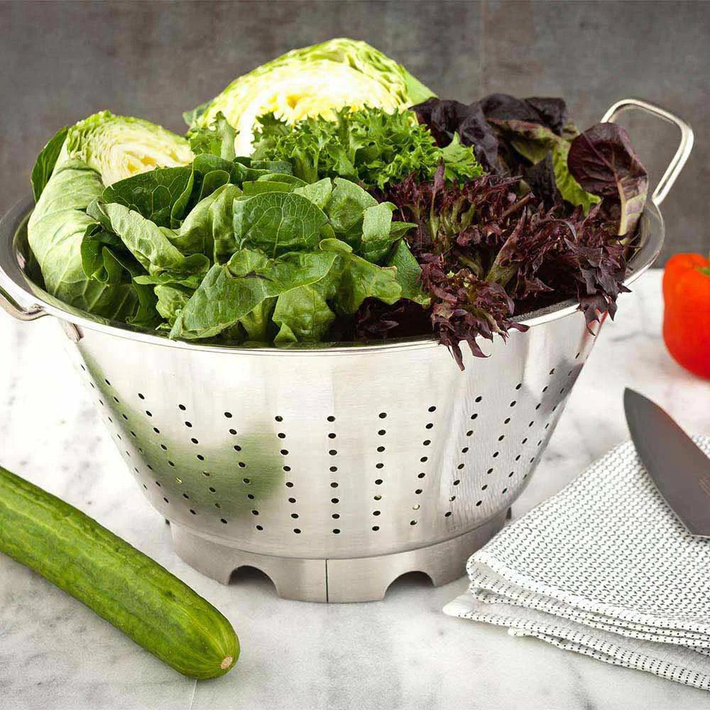 Restaurantware Met Lux European-Style 14 Inch Stainless Steel Colander - Restaurant Equipment and Smallwares - Canadian Distribution - Ships Free Within Canada on Orders Above CAD $199