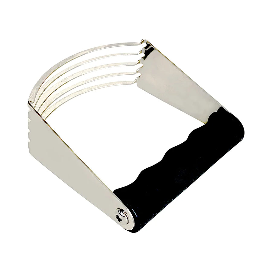 Restaurantware Pastry Tek Stainless Steel Pastry Dough Blender & Pastry Cutter, With Black Plastic Handle, 4.75 X 4 X 1.75 Inch - Restaurant Equipment and Smallwares - Canadian Distribution