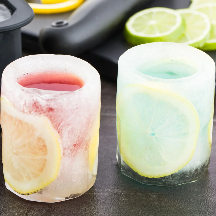 Restaurantware Bar Lux 4-Compartment Black Silicone Shot Glass Ice Tray - Restaurant Equipment and Smallwares - Canadian Distribution