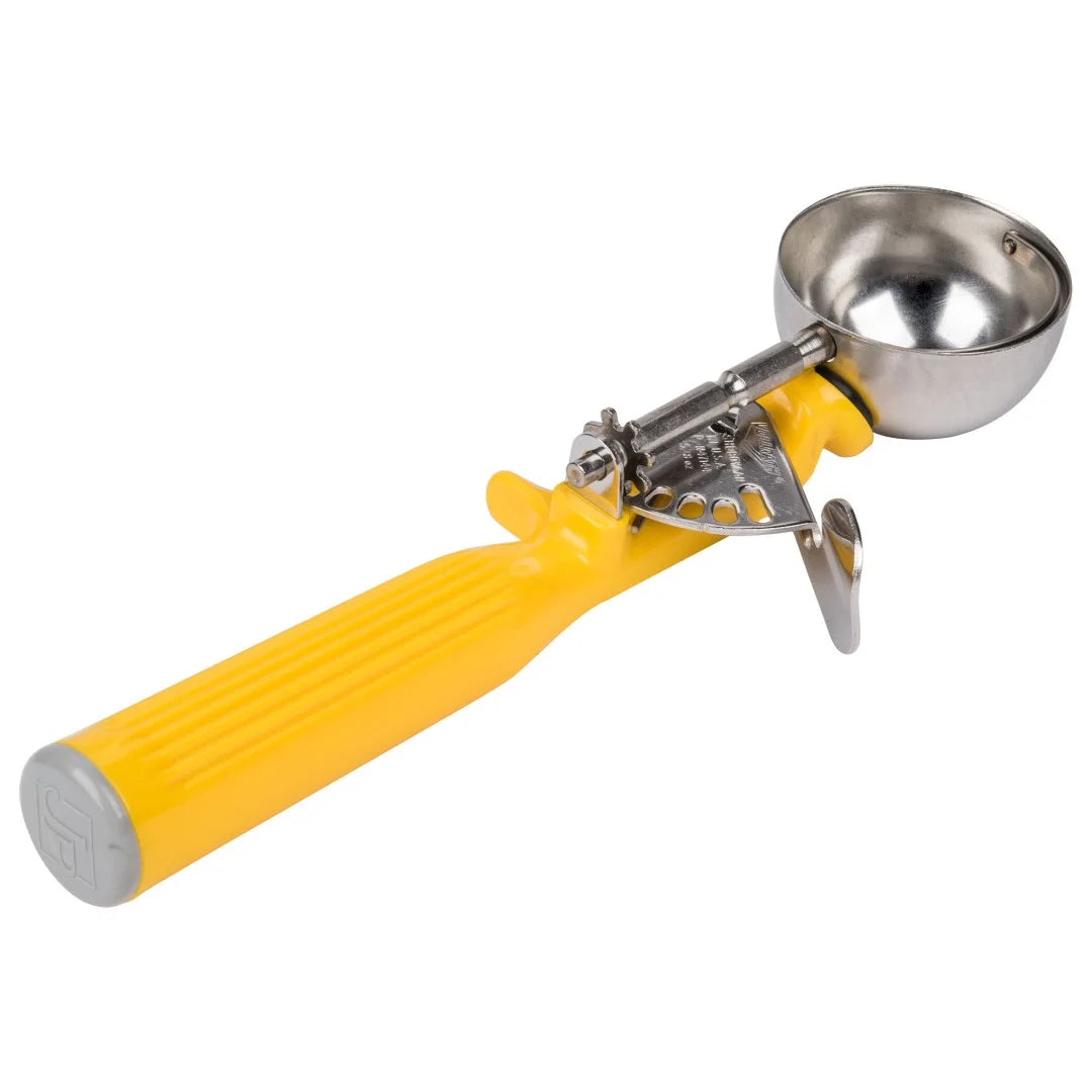 Vollrath 1-5/8oz Yellow Polyethylene Handle #20 Thumb Disher - Restaurant Equipment and Smallwares - Canadian Distribution