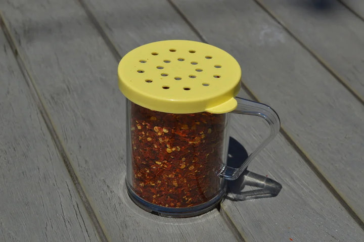 Cambro 10oz Clear Cheese Dredger Shaker, Yellow Lid - Restaurant Equipment and Smallwares - Canadian Distribution - Ships Free Within Canada on Orders Above CAD $199