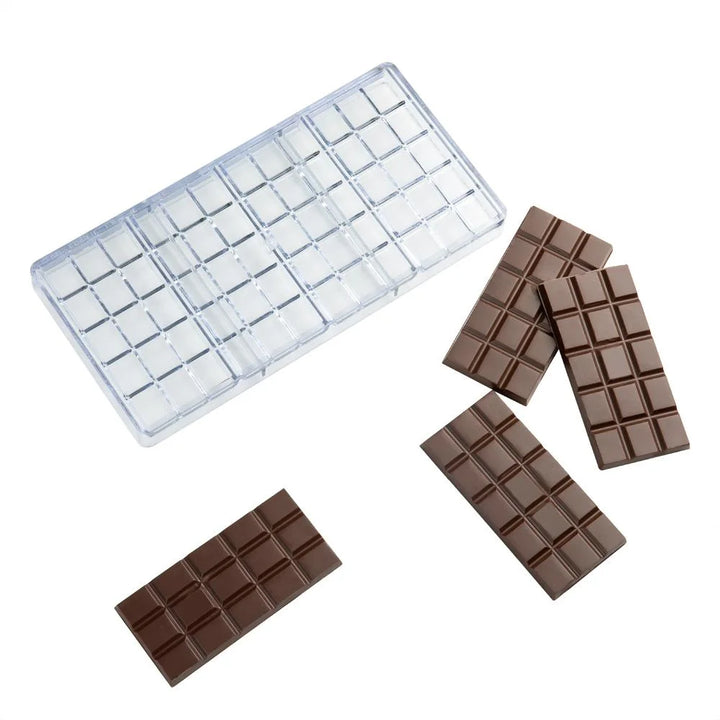 Restaurantware Pastry Tek 4-Compartment Break-Apart Chocolate Bar Mold, Rectangular, Clear, Polycarbonate - Restaurant Equipment and Smallwares - Canadian Distribution - Ships Free Within Canada on Orders Above CAD $199