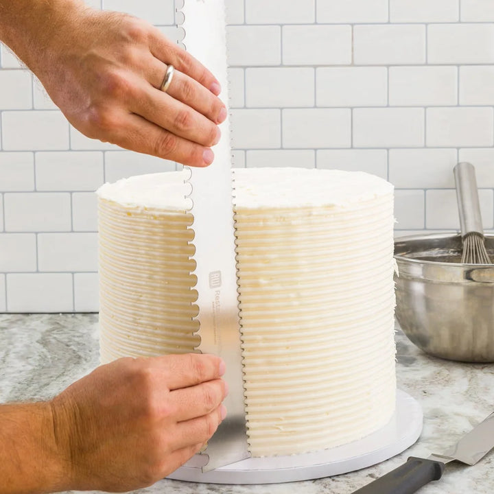 Restaurantware 1 & 2 Millimeter Stainless Steel Decorating Comb, 19.75X2In, Semicircle & Double-Sided - Restaurant Equipment and Smallwares - Canadian Distribution - Ships Free Within Canada on Orders Above CAD $199