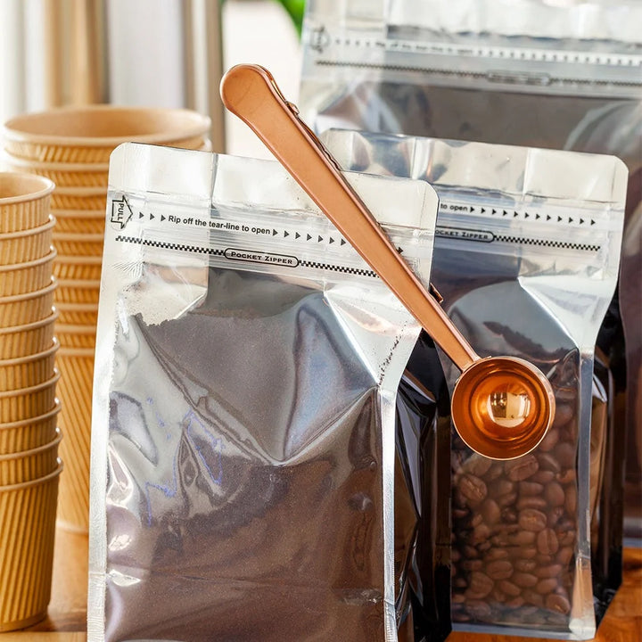 Restaurantware Restpresso 1 Tablespoon Coffee Measuring Scoop, With Bag Clip, Copper-Plated Stainless Steel - Restaurant Equipment and Smallwares - Canadian Distribution - Ships Free Within Canada on Orders Above CAD $199