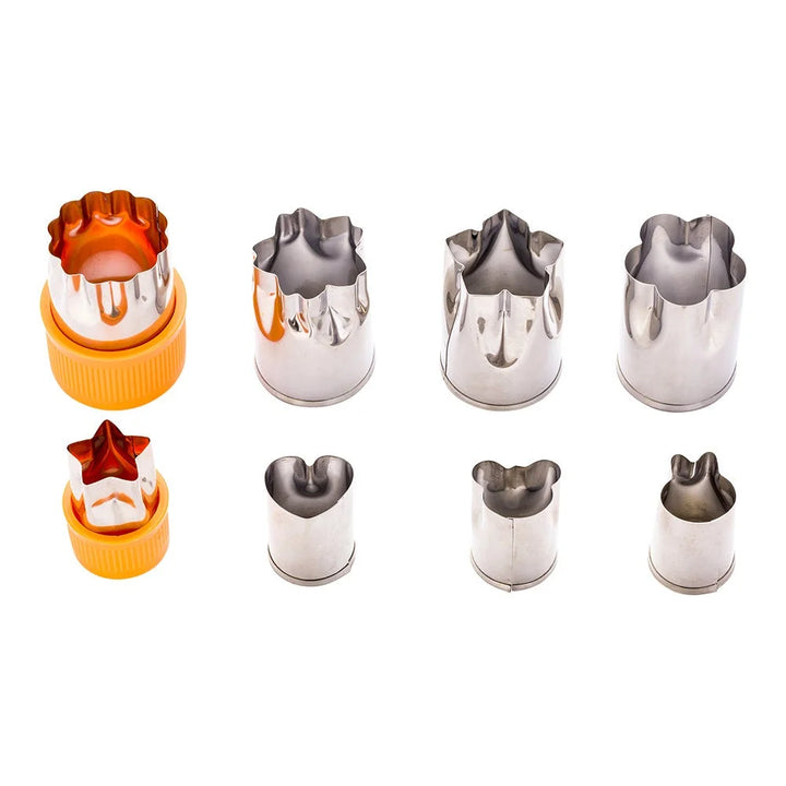 Restaurantware Pastry Tek 8-Piece Metal Assorted Shape Cookie Cutter Set, With Removable Comfort Grip - Restaurant Equipment and Smallwares - Canadian Distribution