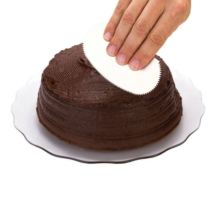 Restaurantware Pastry Tek 2-Pattern Metal Cake Scraper, With Fine Tooth Straight Edge, 4.8 X 2.5In - Restaurant Equipment and Smallwares - Canadian Distribution - Ships Free Within Canada on Orders Above CAD $199
