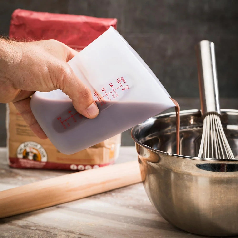 Restaurantware 2 Cup White Silicone Measuring Cup, With Red Graduations - Restaurant Equipment and Smallwares - Canadian Distribution - Ships Free Within Canada on Orders Above CAD $199