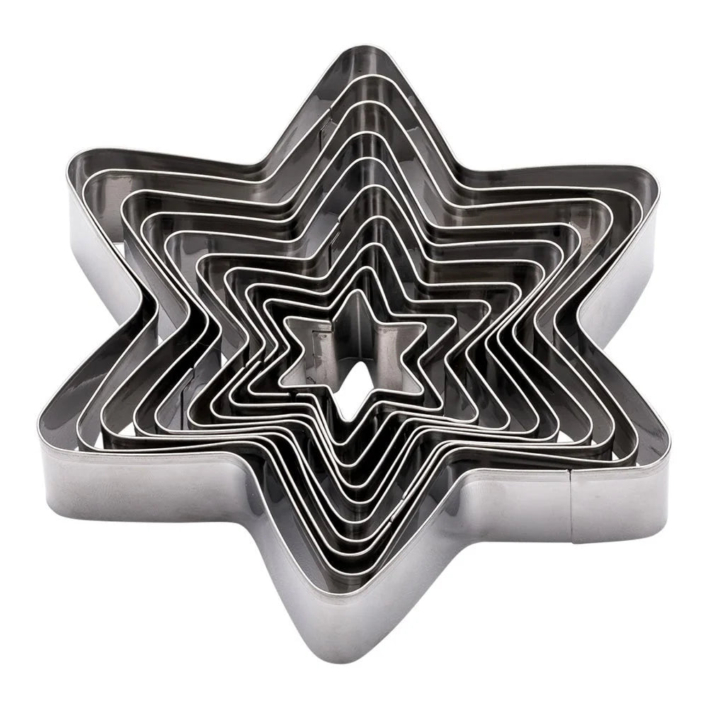 Restaurantware Pastry Tek 10-Piece Metal Star Cookie Cutter Set - Restaurant Equipment and Smallwares - Canadian Distribution