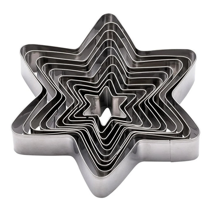 Restaurantware Pastry Tek 10-Piece Metal Star Cookie Cutter Set - Restaurant Equipment and Smallwares - Canadian Distribution