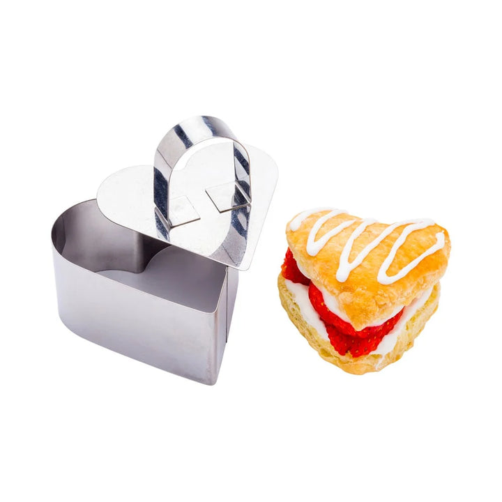 Restaurantware Pastry Tek Stainless Steel Heart Pastry Ring Mold, With Press, 3 X 1.6In - Restaurant Equipment and Smallwares - Canadian Distribution - Ships Free Within Canada on Orders Above CAD $199