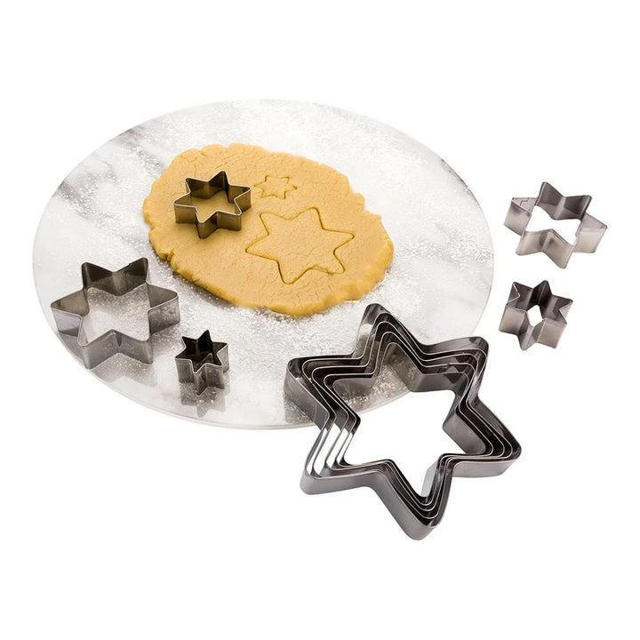 Restaurantware Pastry Tek 10-Piece Metal Star Cookie Cutter Set - Restaurant Equipment and Smallwares - Canadian Distribution - Ships Free Within Canada on Orders Above CAD $199
