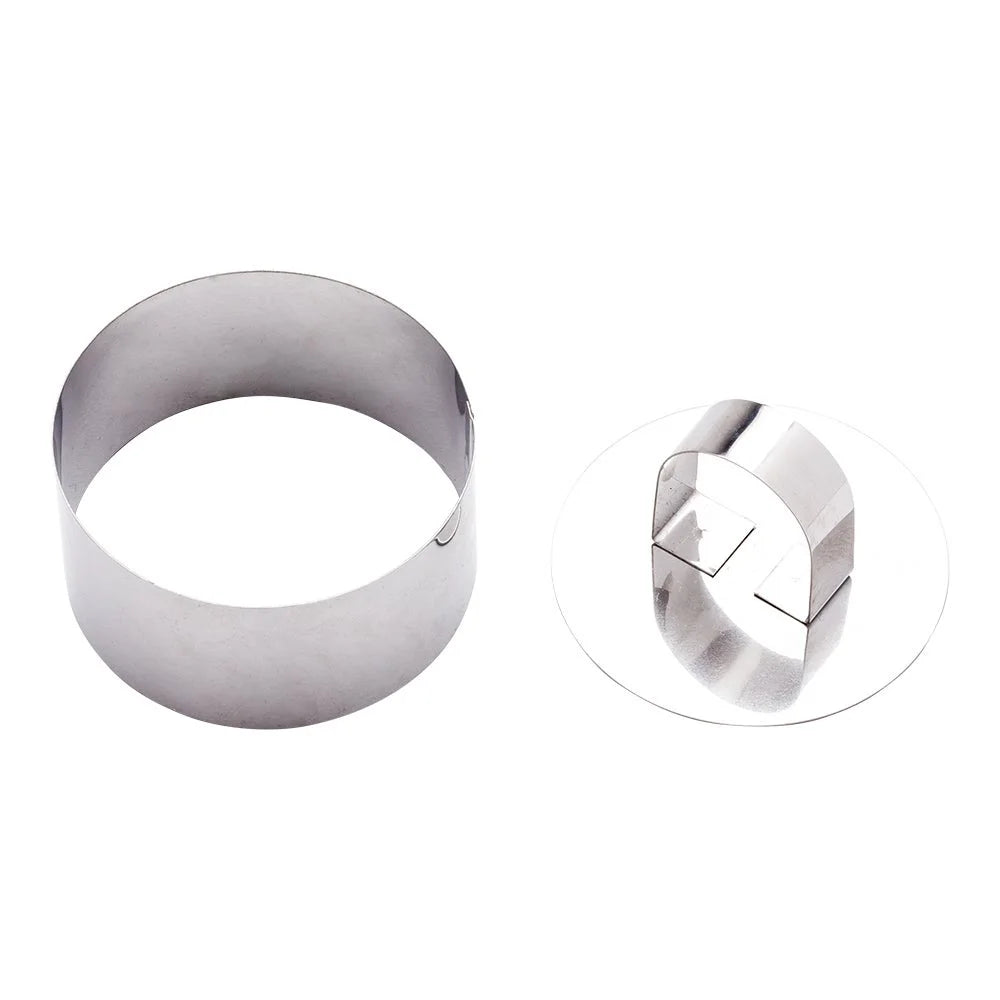 Restaurantware Pastry Tek Stainless Steel Round Pastry Ring Mold, With Press, 3 X 1.6 Inch - Restaurant Equipment and Smallwares - Canadian Distribution