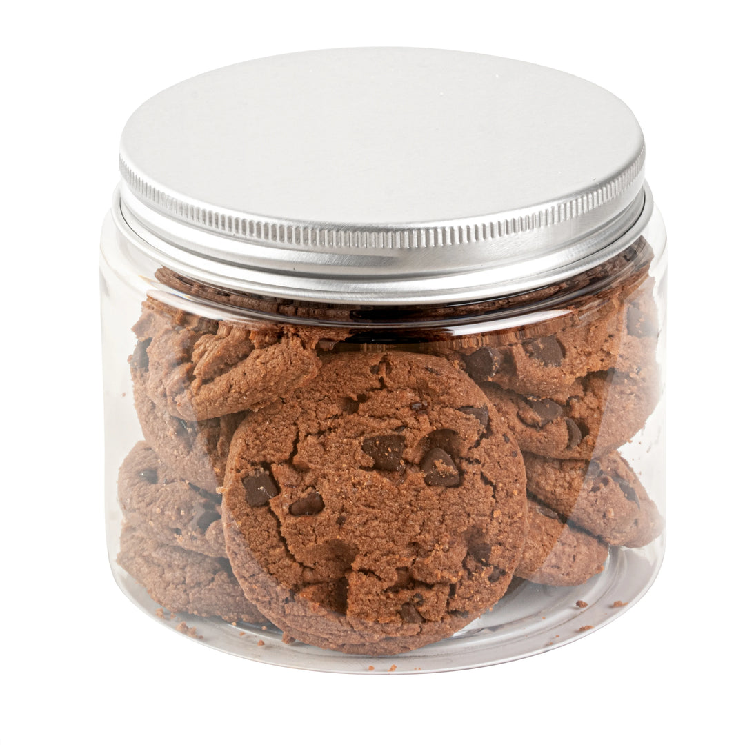 Restaurantware RW Base 16oz Clear Plastic Candy & Snack Jars, with Silver Aluminum Lid, 3.75 x 3.75 x 3In - Restaurant Equipment and Smallwares - Canadian Distribution - Ships Free Within Canada on Orders Above CAD $199