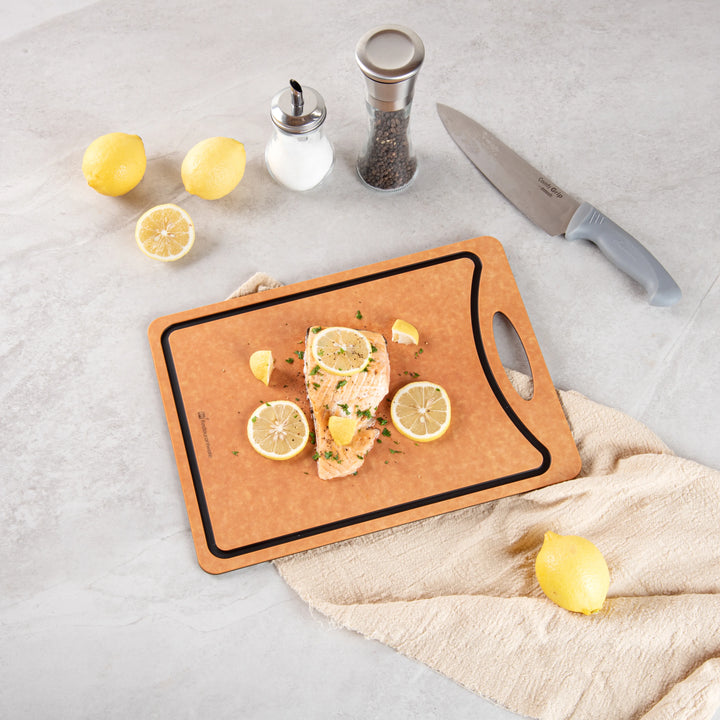 Restaurantware Nature Tek Gourmet Wood Cutting Board, 14.5X10.75In, With Juice Groove & Handle - Restaurant Equipment and Smallwares - Canadian Distribution - Ships Free Within Canada on Orders Above CAD $199