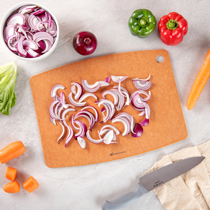 Restaurantware Nature Tek Kraft Charcoal Wood Fiber Cutting Board, 17.25X12.75In - Restaurant Equipment and Smallwares - Canadian Distribution - Ships Free Within Canada on Orders Above CAD $199