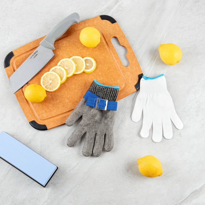 Restaurantware Small Fiber & Stainless Steel Mesh Cut Resistant Glove, Food Safe, Level 9 Life Protector - Restaurant Equipment and Smallwares - Canadian Distribution - Ships Free Within Canada on Orders Above CAD $199