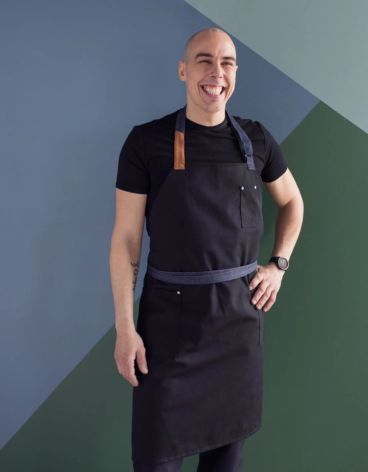 No Limits 34 X 34In Black Bib Apron, Polyester & Cotton, With Denim Straps - Restaurant Equipment and Smallwares - Canadian Distribution
