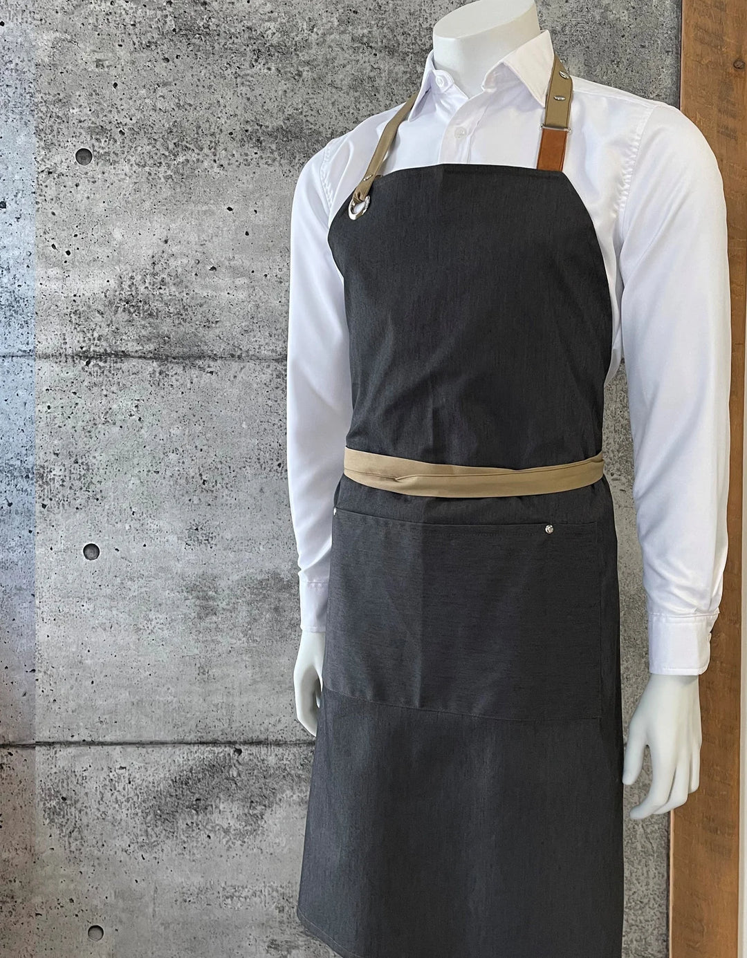 No Limits 34 X 34In Gray & Beige Bib Apron, Polyester & Cotton, With Colored Strap - Restaurant Equipment and Smallwares - Canadian Distribution